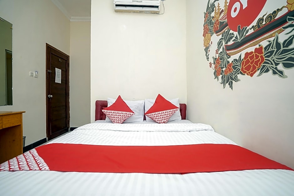 OYO 448 Hotel Central