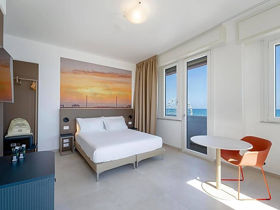 B&B HOTEL Pesaro Des Bains