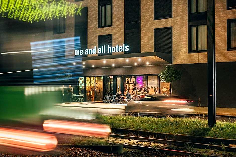 Me And All Hotel Dusseldorf Oberkassel
