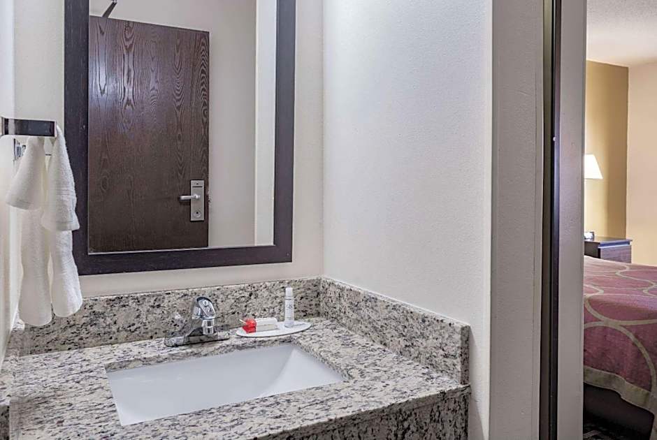 Super 8 by Wyndham Danville