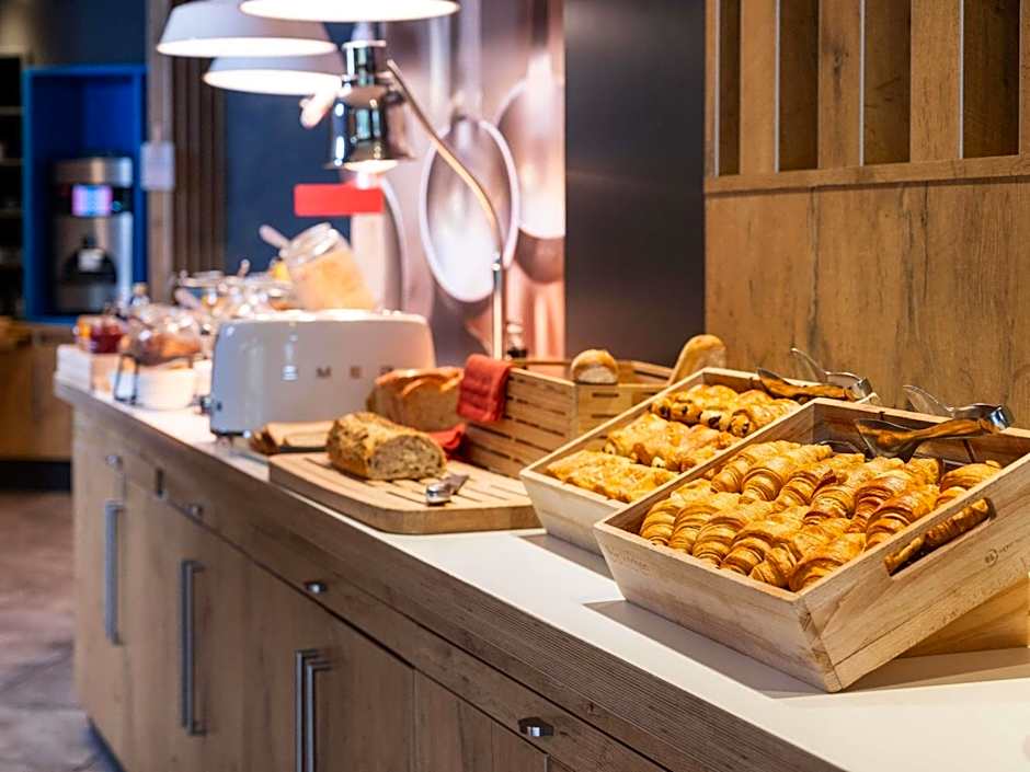 ibis Nantes Centre Gare Sud