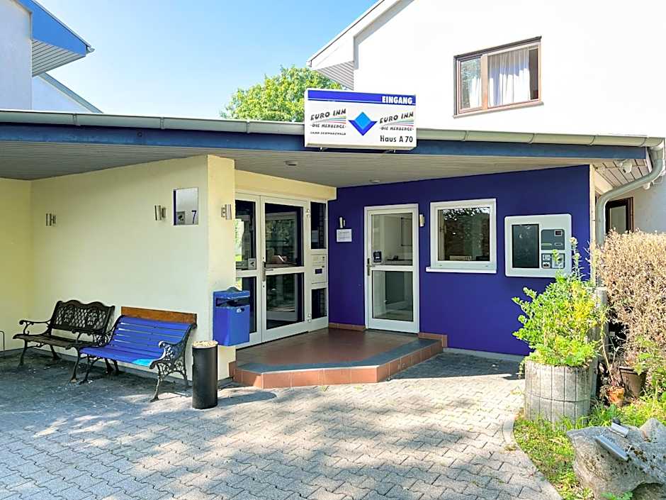 Euro Inn - Hotel