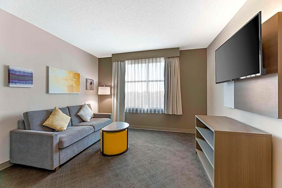 Comfort Inn & Suites Cuyahoga Falls - Akron
