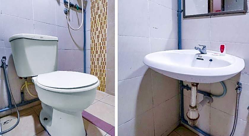 OYO 90486 New Station Hotel