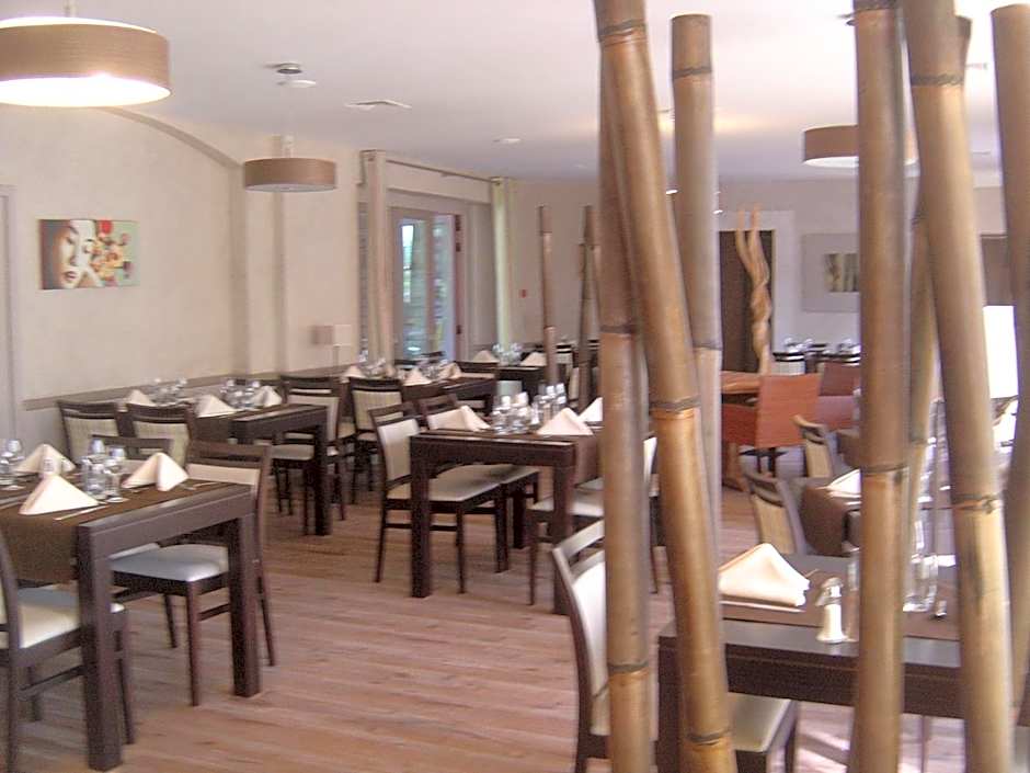 Logis Hôtel Les 3B