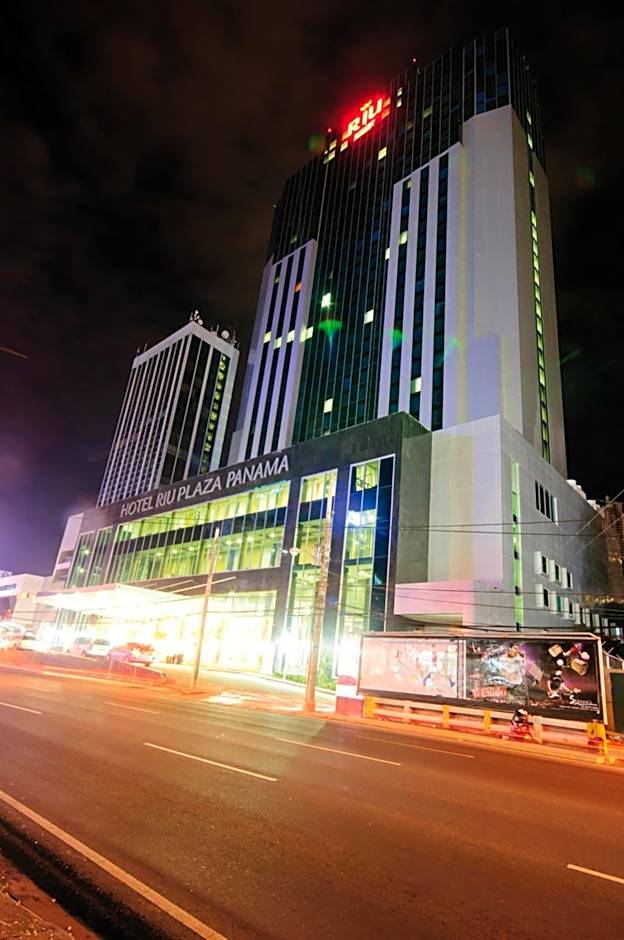 Riu Plaza Panama