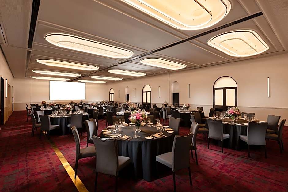 Adelaide Marriott Hotel