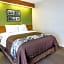 Sleep Inn & Suites Bay View Acme - Traverse City