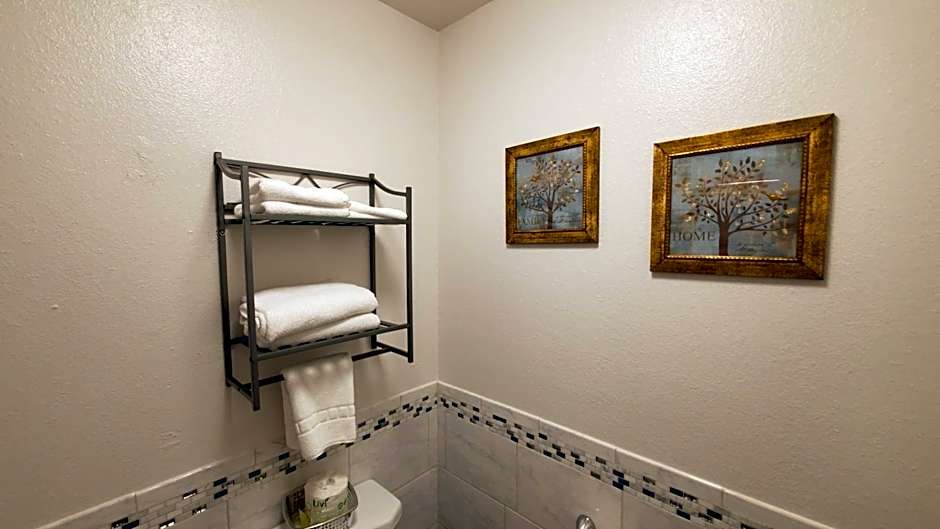 Motel West