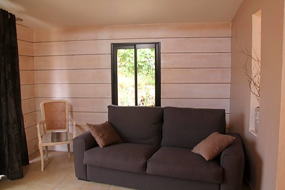 Le Hameau Fleur de Pierres , Chambre , Gite et Table d'Hôtes