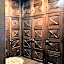 Exclusive Luxury Guest Center House