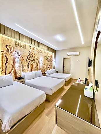 Quadruple Room with Balcony