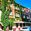 Budapest Party Hostel at Udvarom