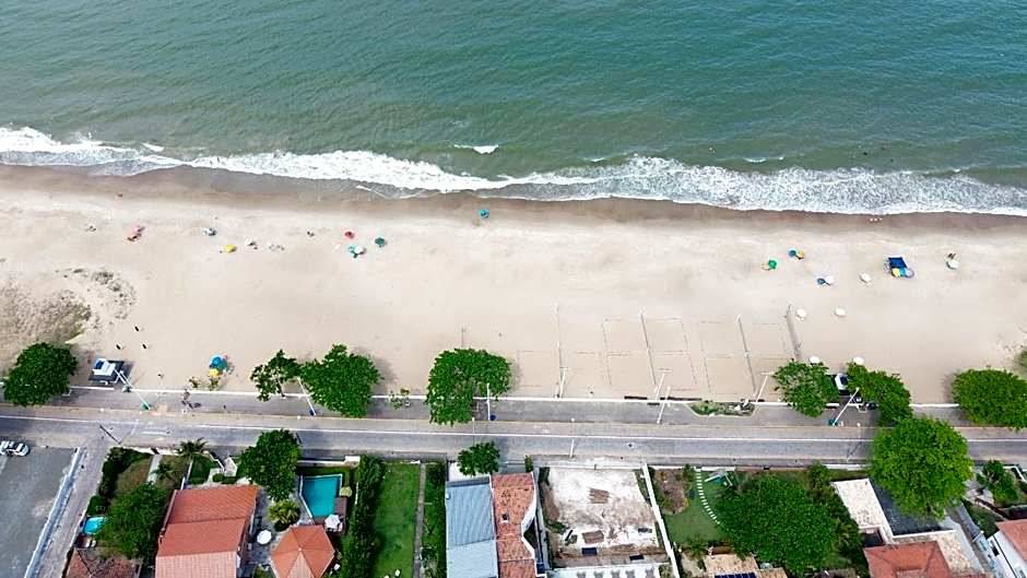 120m da praia no centro de Piçarras