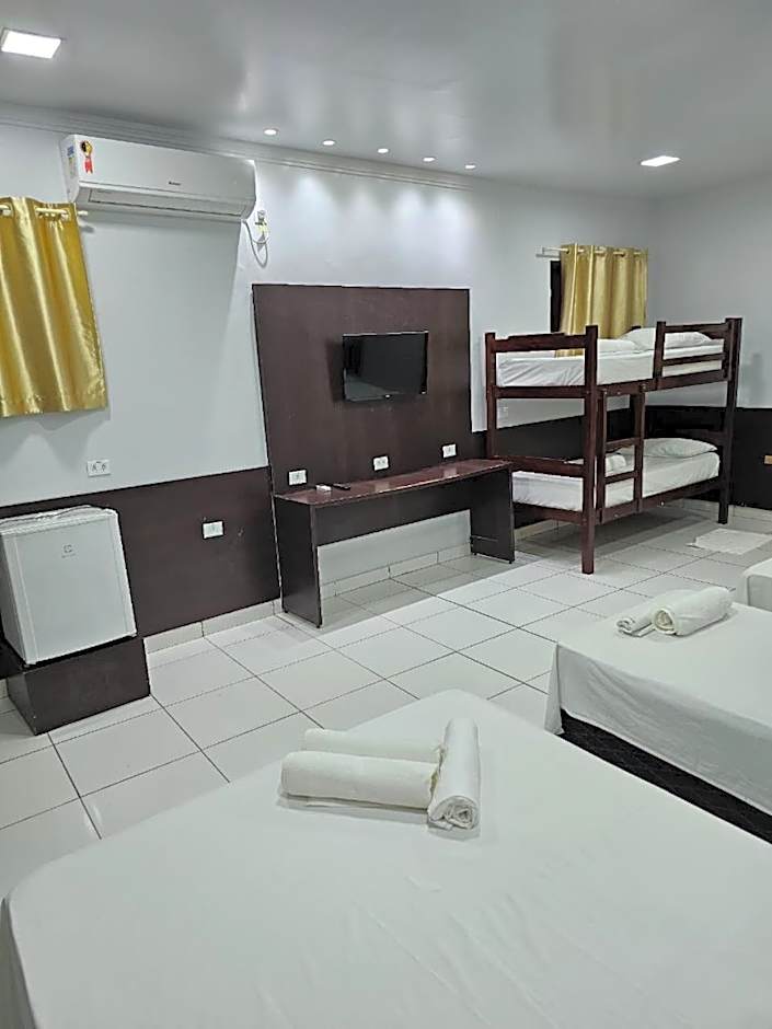 New Center Hotel