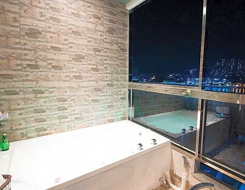 Lium Spa Hostel
