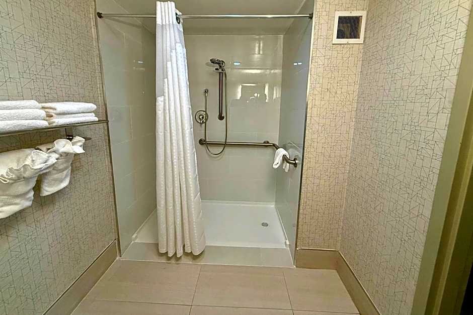 Country Inn & Suites by Radisson, Downtown Albany New York