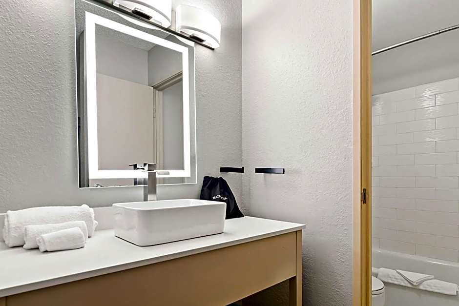 Best Western Oasis Inn And Suites