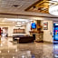 Ramada by Wyndham Thunder Bay Airlane Hotel