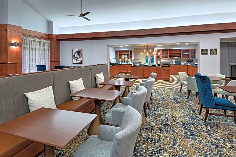 Homewood Suites By Hilton College Station