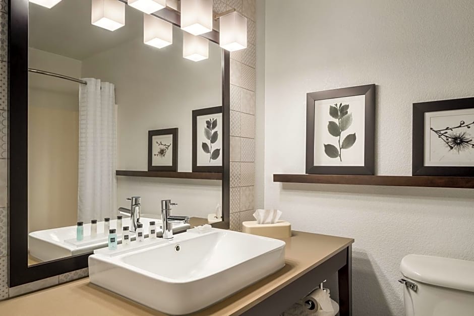 Country Inn & Suites by Radisson, Novi, MI