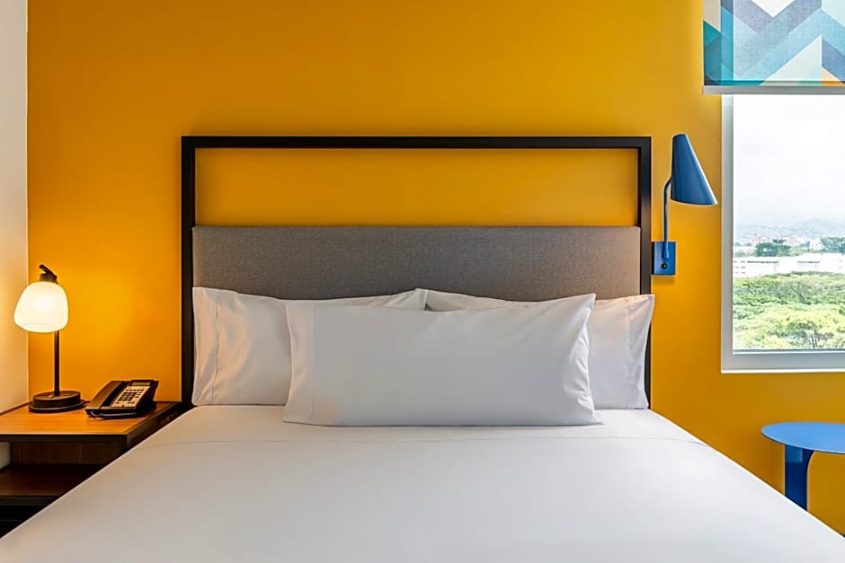 Tru By Hilton Cali Sur