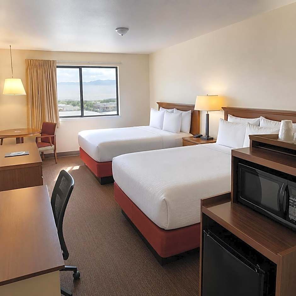 Days Inn by Wyndham Lake Point