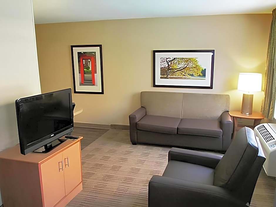 Lonestar Suites By IHG