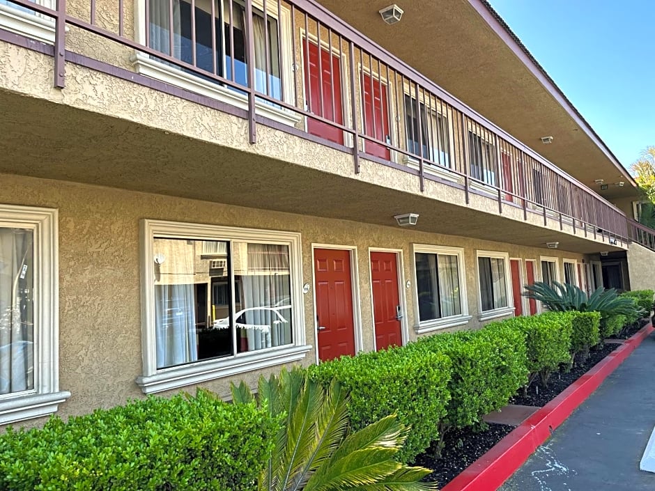 Rivera Motel - Pico Rivera