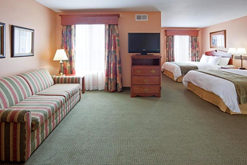 GrandStay Hotel & Suites Downtown Sheboygan