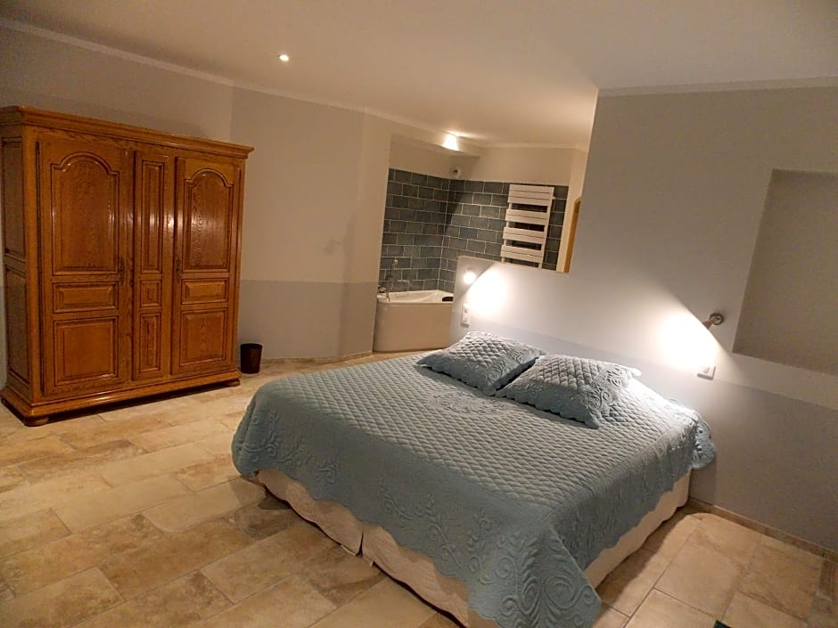 Au Relais Provencal