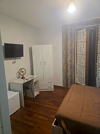 Single Room with Private Bathroom