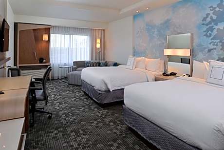 Large Queen Room