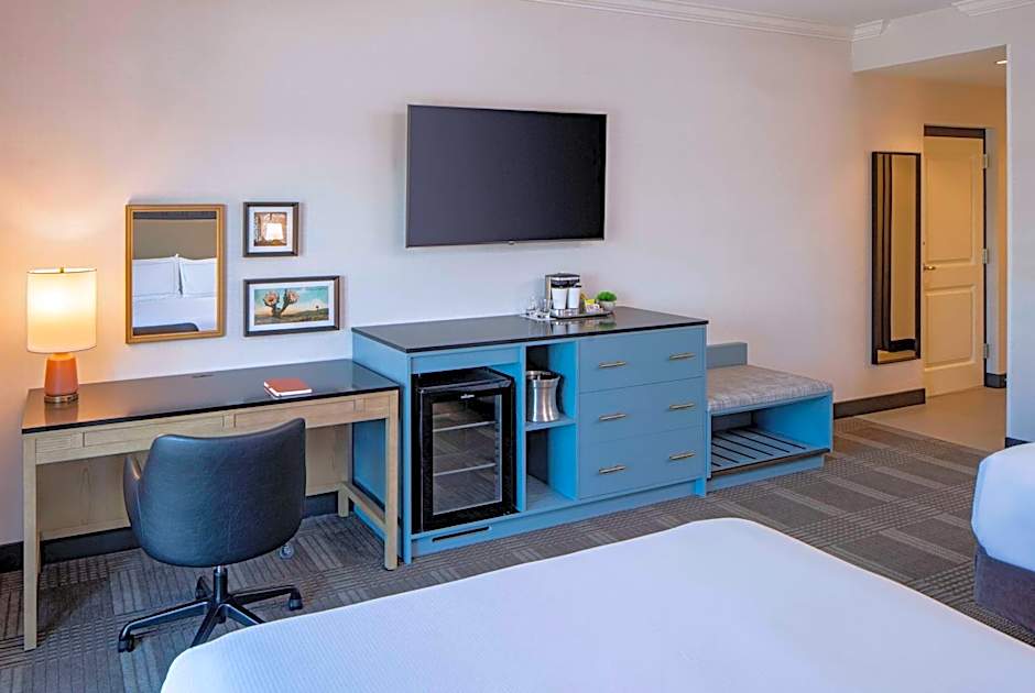 Hilton San Antonio Hill Country