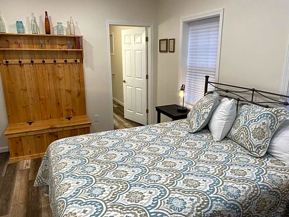 Hermann Crown Suites