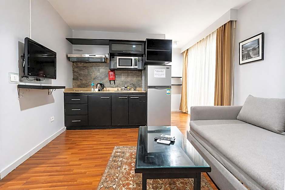 NewCity Hotel & Suites