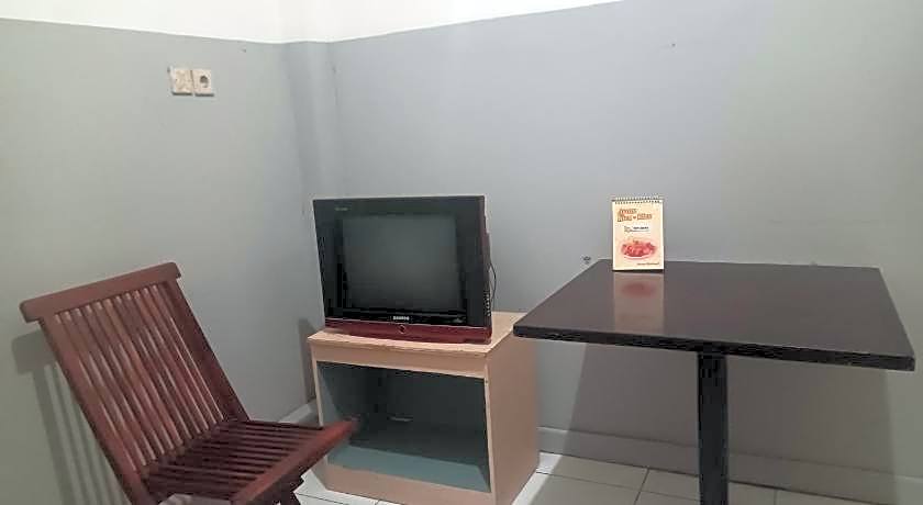 OYO 93090 Multi Plus Inn