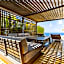One Suite THE GRAND