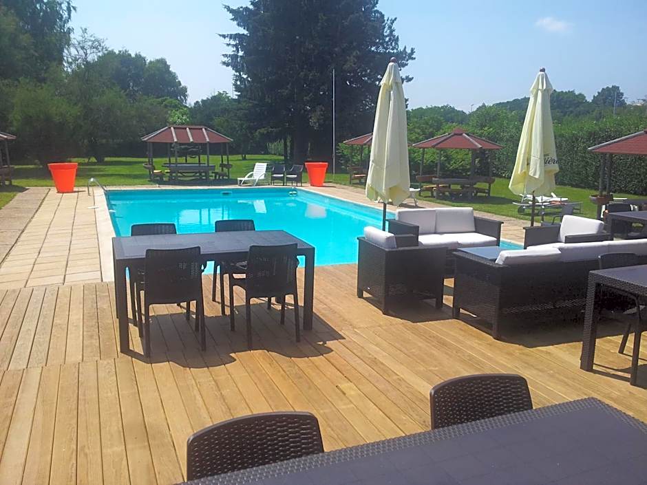 Logis Hotel Restaurant La Vieille Ferme, Macon Nord