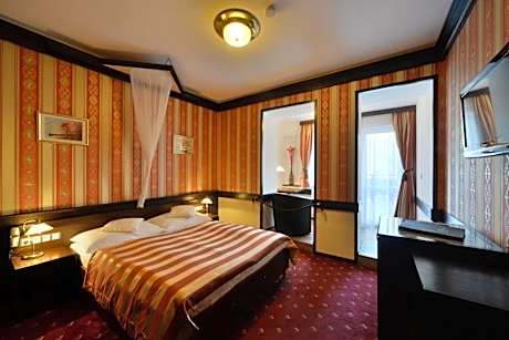 Double Room with Balcony or Terrace