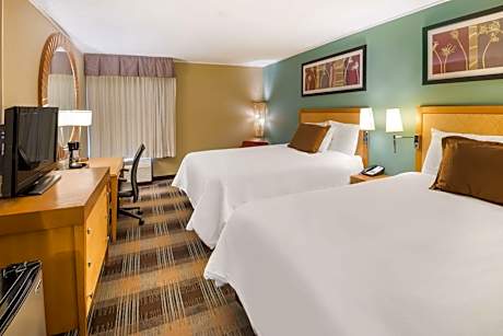 Queen Room with Two Queen Beds - Non-Smoking