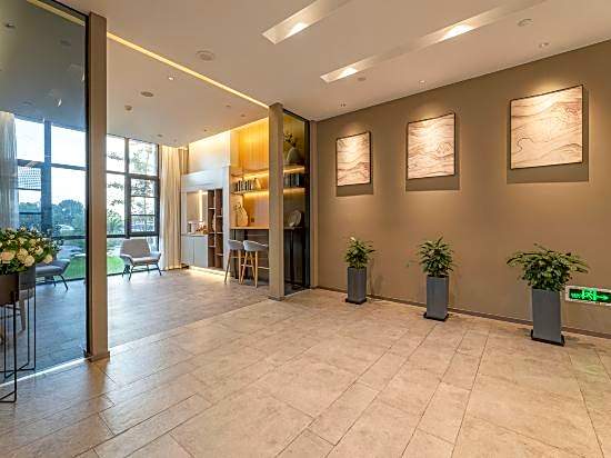 Home Inn Neo Ningbo Airport Yinzhou Avenue