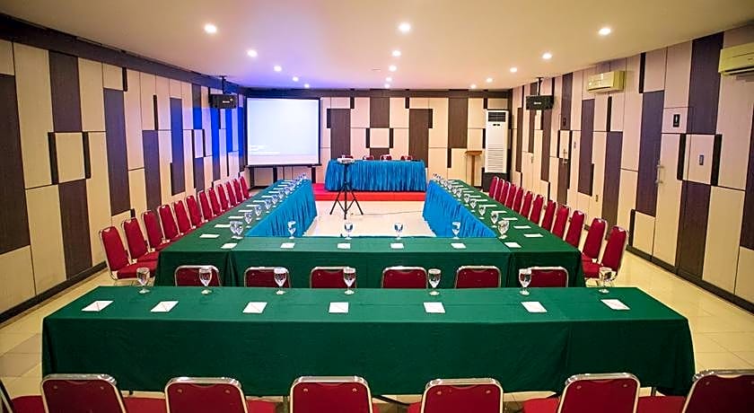 Karlita Hotel Tegal