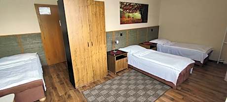 Economy Quadruple Room