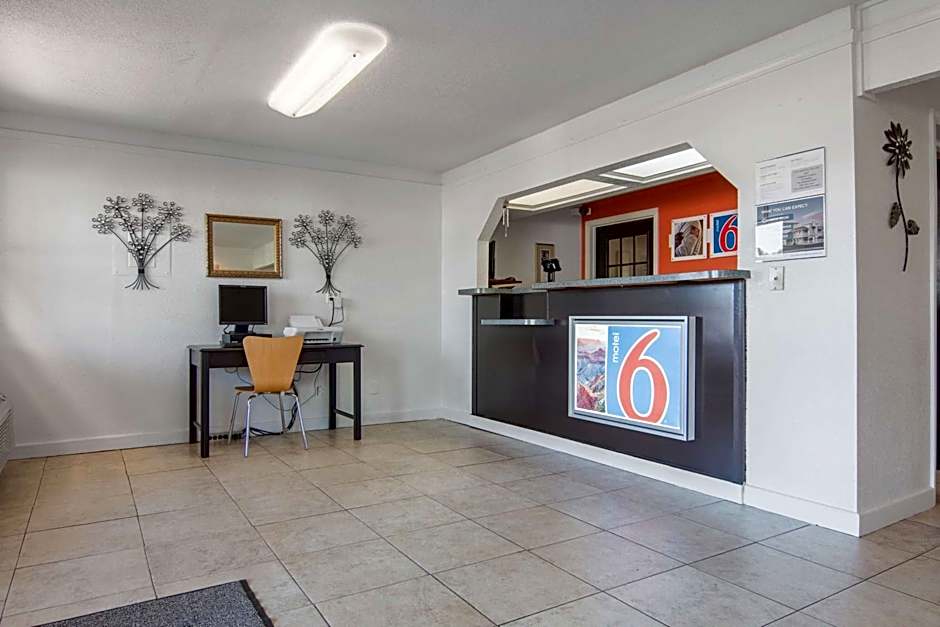 Motel 6-Hope, AR