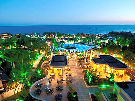 Crystal Tat Beach Golf Resort & Spa