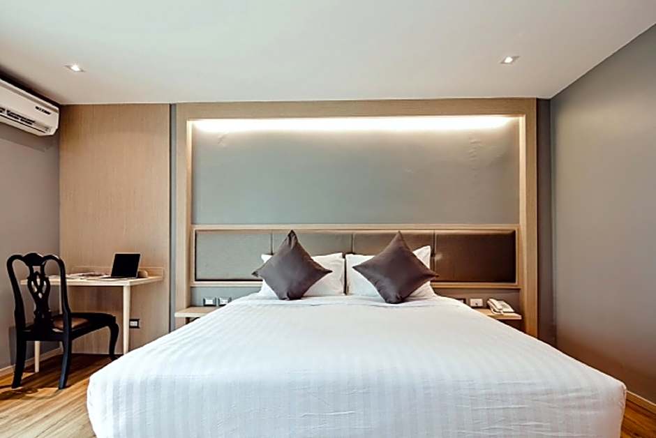 Three Sukhumvit Hotel