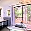 Old Mill Lodge, Seasonal Working Ostrich Farm & Restaurant, Oudtshoorn