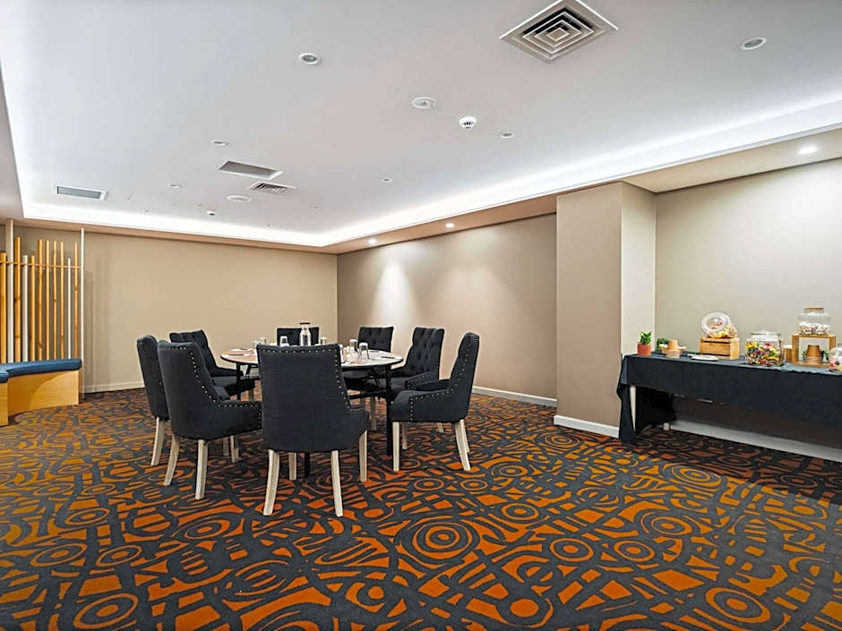 Novotel Canberra