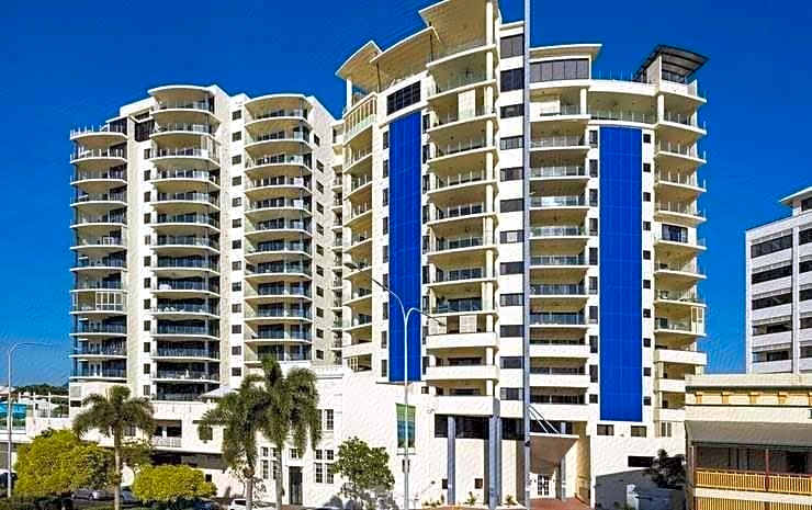 Jack & Newell Holiday Apartments